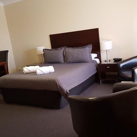 Gateway Motor Inn - Self Check-In Broken Hill Zewnętrze zdjęcie
